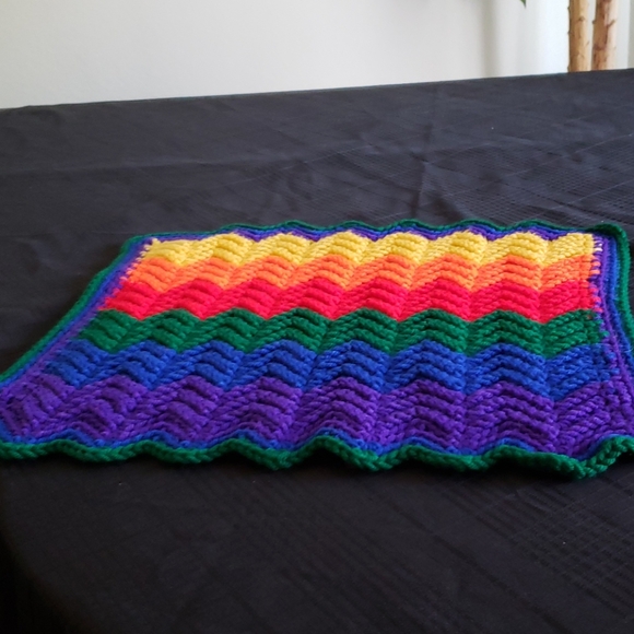 Colorful and Attractive Crochet Placemats. - Picture 2 of 4